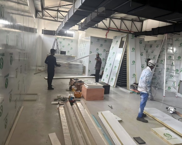 Как выбрать правильный партнер по производству в области чистой комнаты для вашего проекта